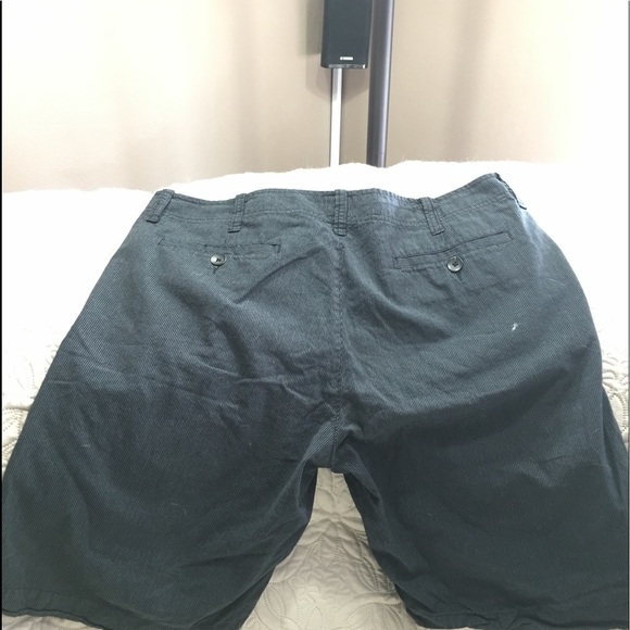 J. Ferrar Pinstriped Shorts - Picture 3 of 4